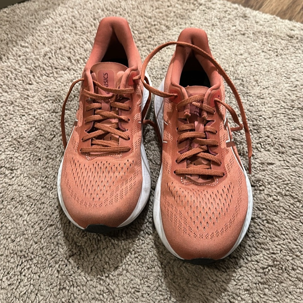 Asics - Picture 2 of 5